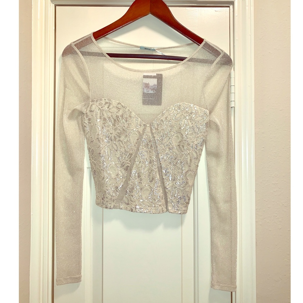 Long Sleeve Cream Crop Top
